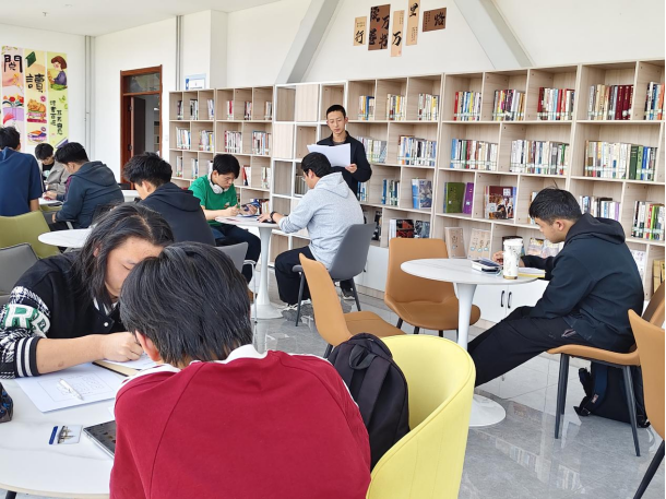 机电工程学院开展团支部共度主题团日活动